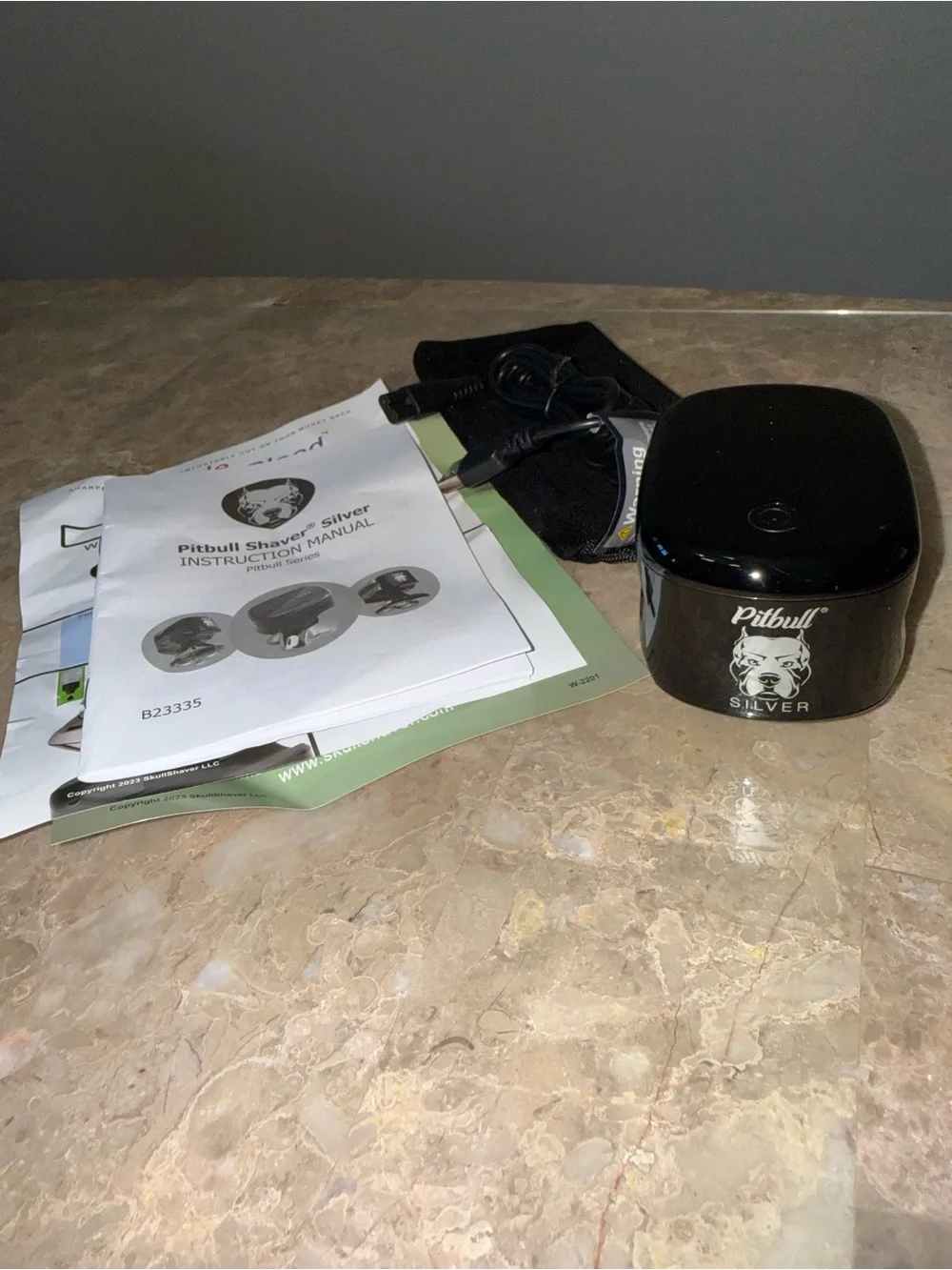Skull Shaver Pitbull Silver PRO Men’s 4-Head Rotary Shaver Cordless Wet/Dry - Picture 3 of 7